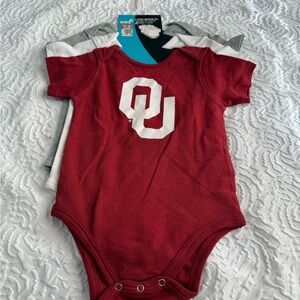 Gen2 Baby Boy Indiana Hoosiers & Oklahoma Sooners Creeper Set 18M NWT